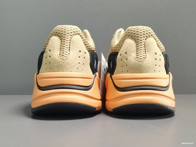 Adidas Boost GW0297 Amber Enflame 700 Yeezy 1021